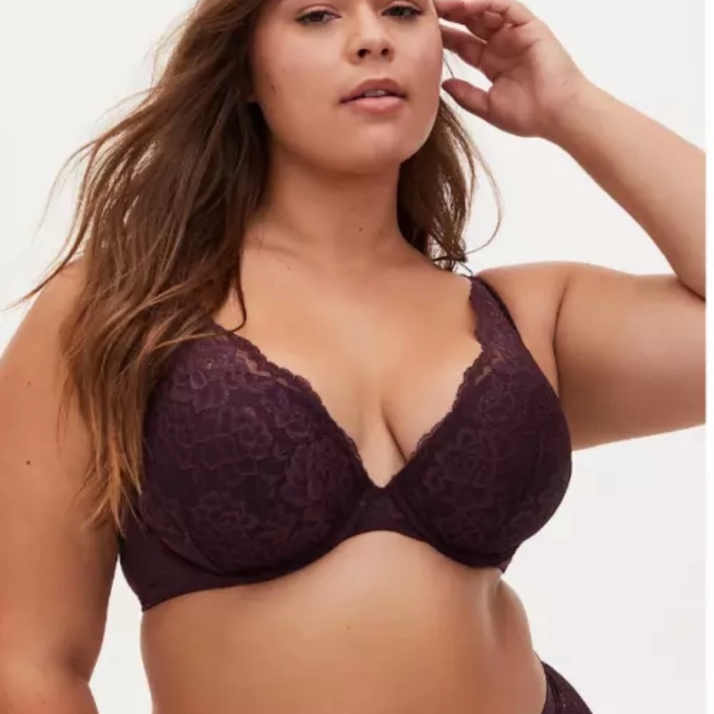 Brand New TORRID Purple/WineFloral LacePush Up Plunge BraSize 46DDD Torrid